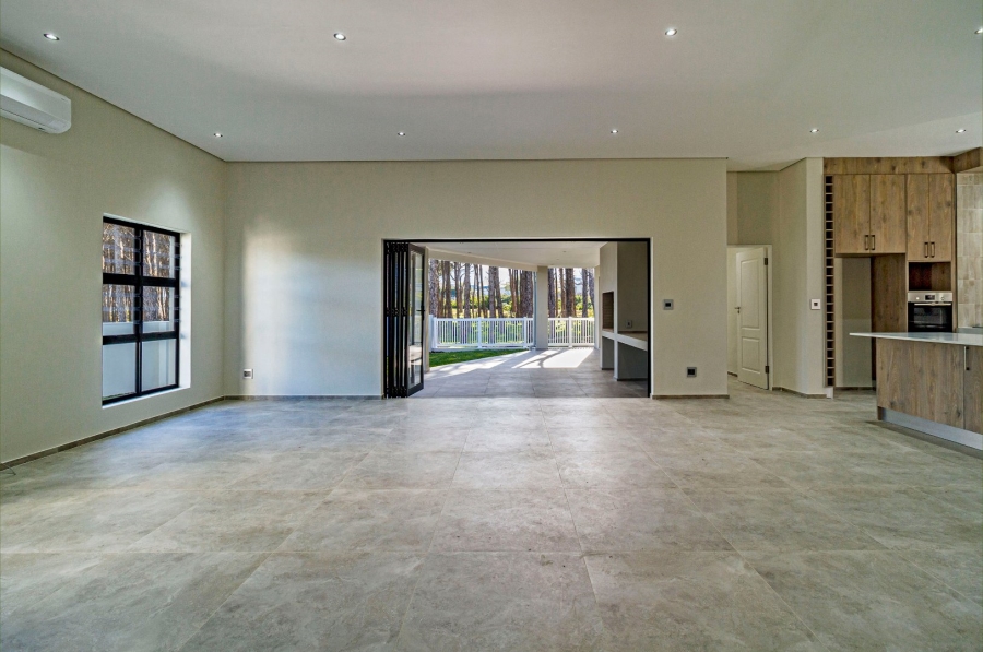 4 Bedroom Property for Sale in Mzuri Estate Western Cape